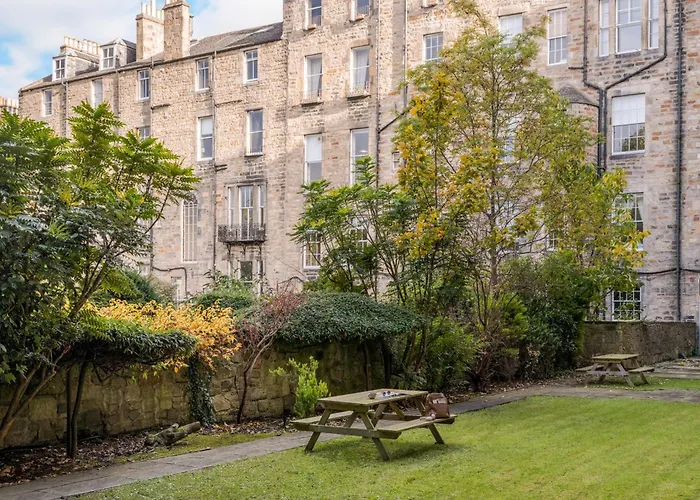 Thistle Suites Royal Garden Edimburgo